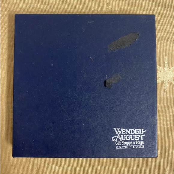 Wendell August Forge Christmas Manger Scene Plate
Used - Picture 6 of 11